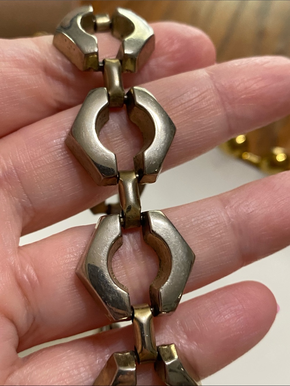 Chunky Silver Link Bracelet with Round Pendant - Picture 5 of 6